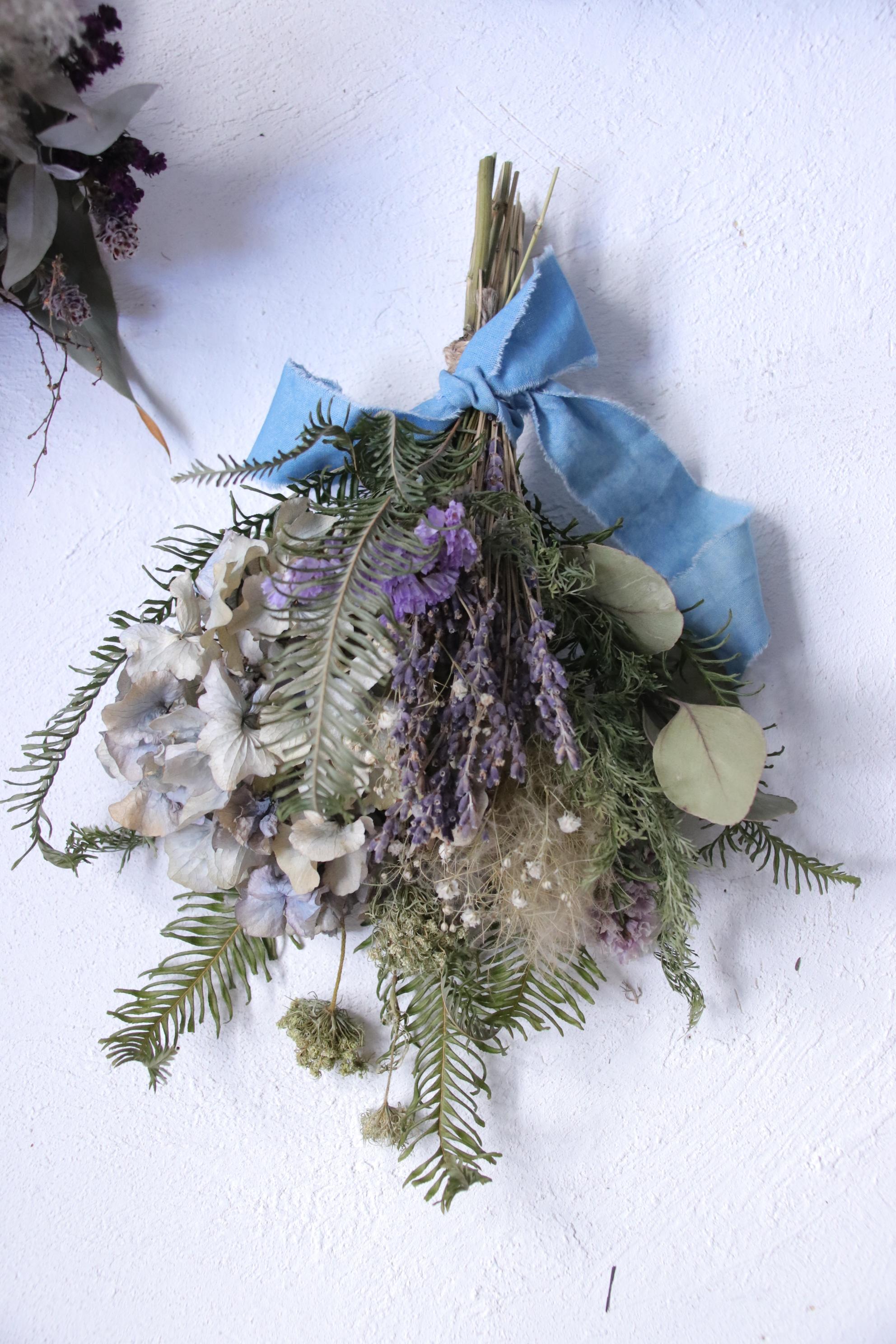 紫陽花とラベンダーのドライフラワースワッグ