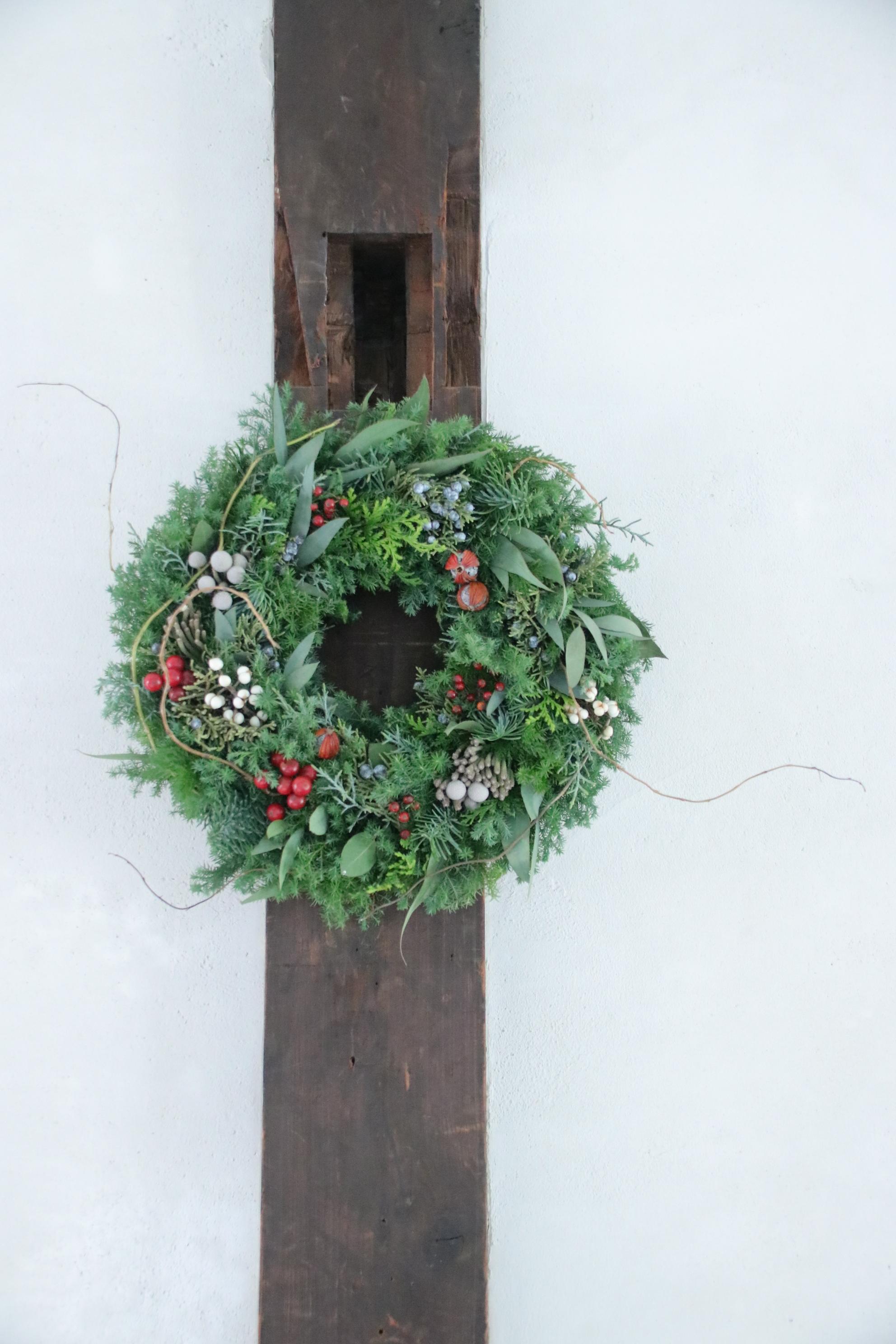フレッシュ針葉樹のクリスマスリース「実り」