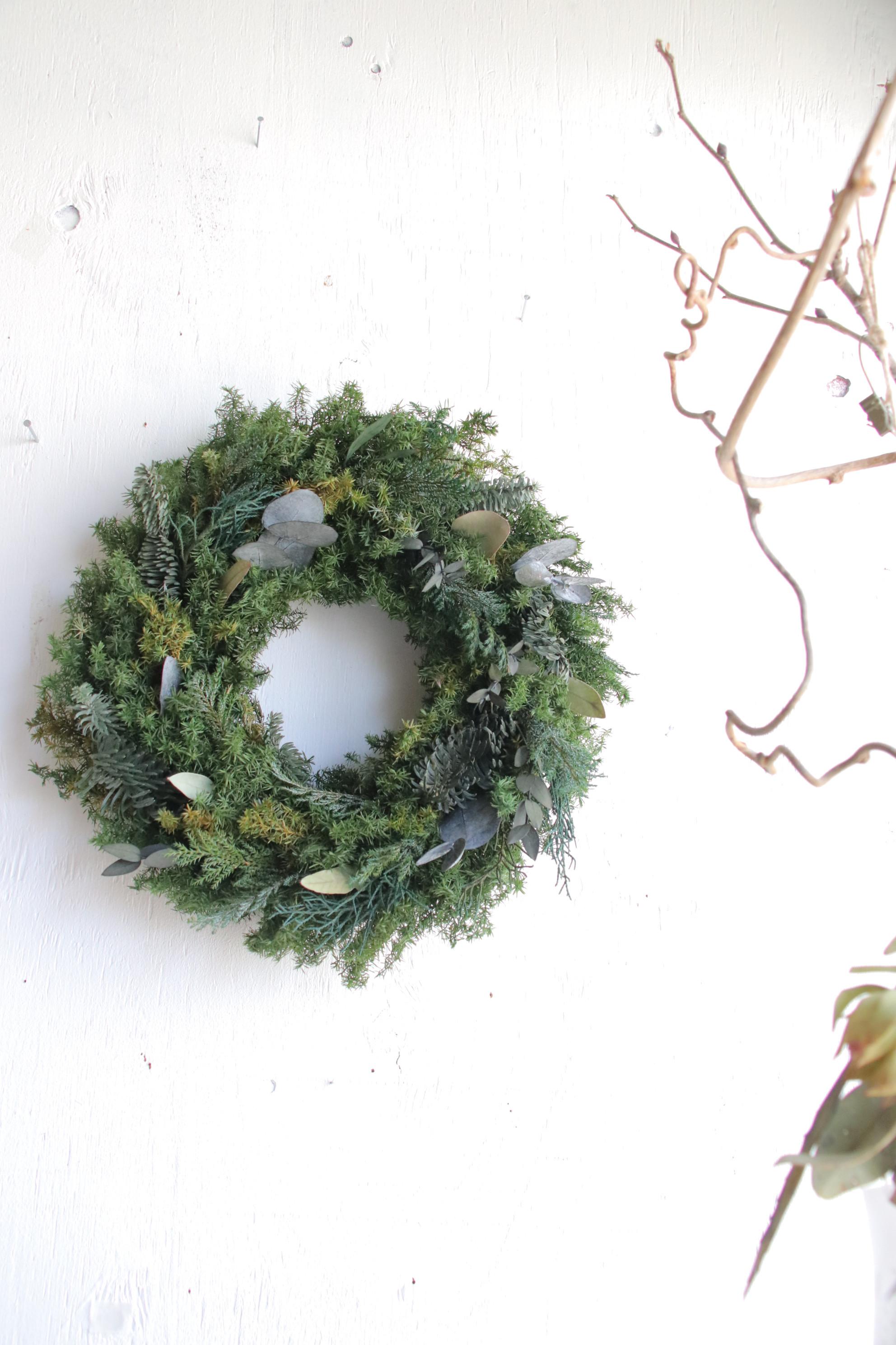 エバーグリーン＊プリザーブドフラワーのクリスマスリースと選べる飾り付けセットLL約35センチ＊説明書付き